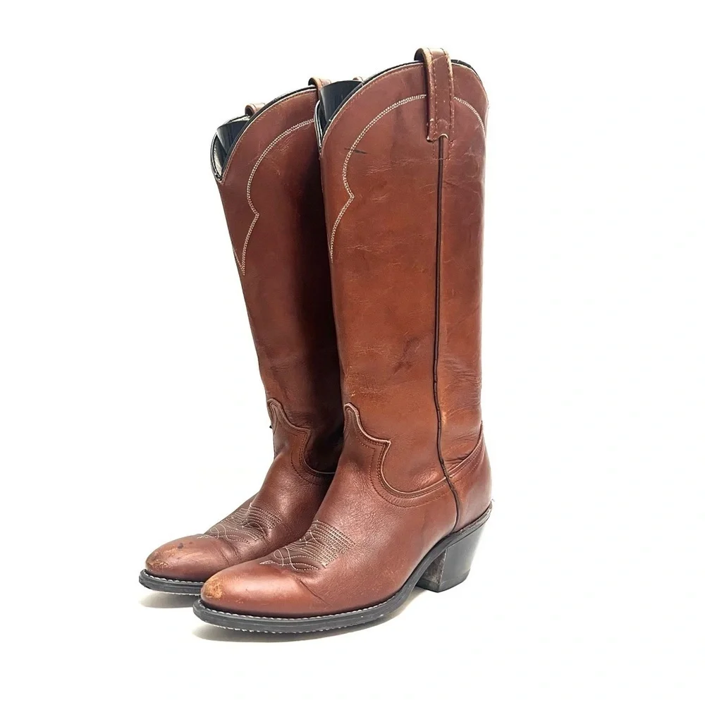Vintage 1970s men’s brown leather pull on heeled cowboy boots